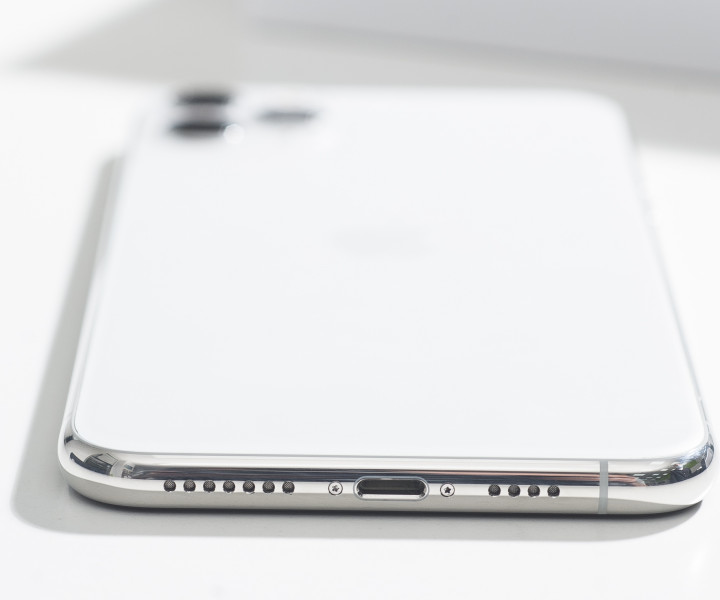 iPhone 11 Pro Max 256gb, Silver (MWH52) б/у